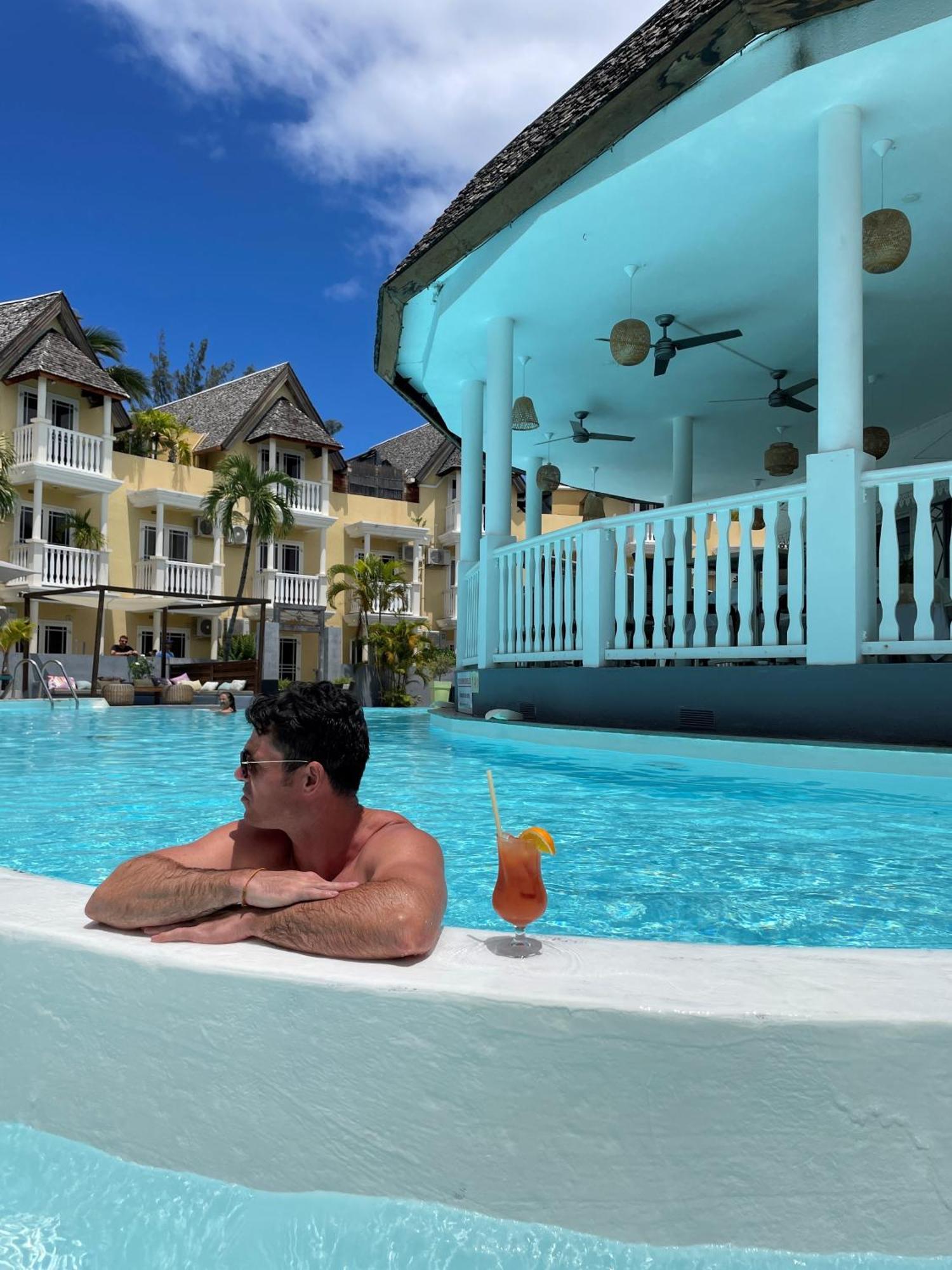 Hotel Exsel Ermitage Сен Жилс ле Бен Екстериор снимка