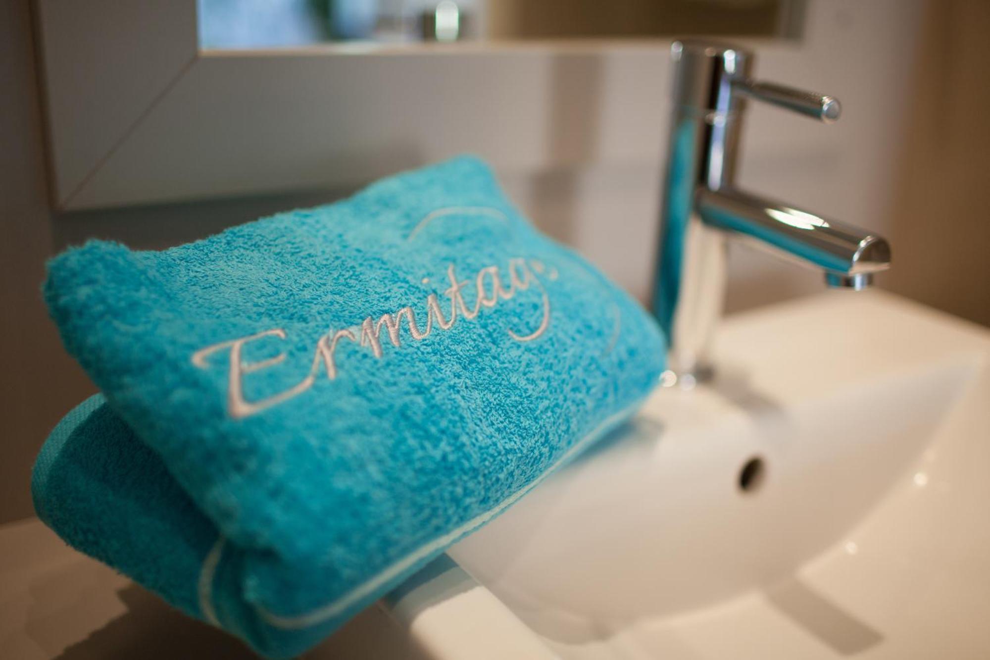 Hotel Exsel Ermitage Сен Жилс ле Бен Стая снимка