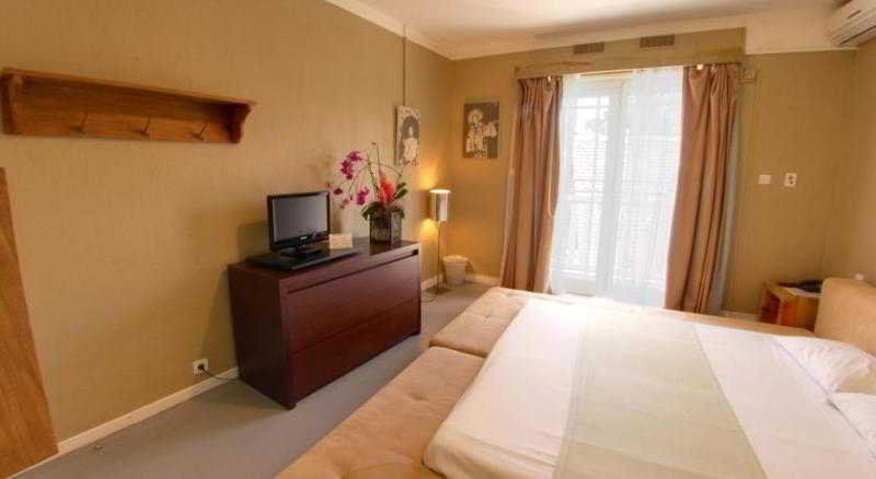 Hotel Exsel Ermitage Сен Жилс ле Бен Екстериор снимка